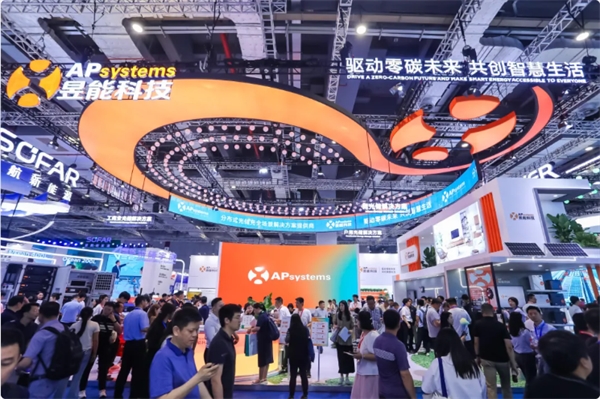 五大关键词解锁snec，昱能科技“橙”意展台火爆出圈！