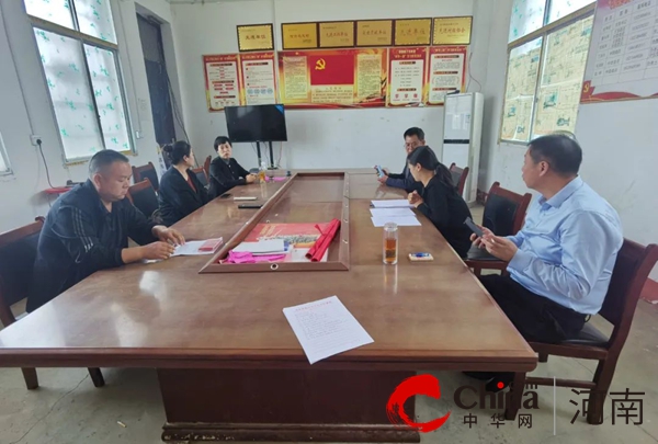 泌阳县人民法院：“用心、用情、用力”打造泌阳法院人民法庭美丽新“枫”景