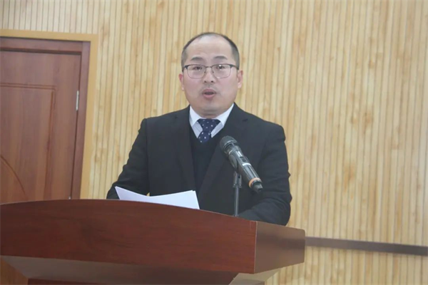 搭好连心桥 做好娘家人 凝聚一中高质量发展的磅礴力量——商丘市第一中学工会第六届会员代表大会胜利召开