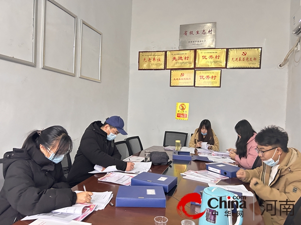 驻马店市驿城区蚁蜂镇：逐村观摩扩思路 比学赶超创“五星”