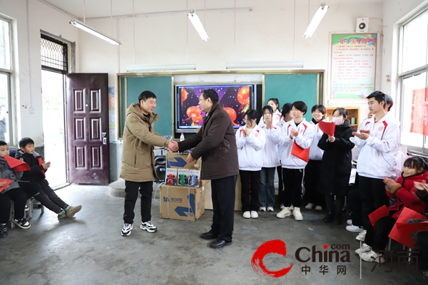 河南交通技师学院：党建引领团建 聚力共促发展