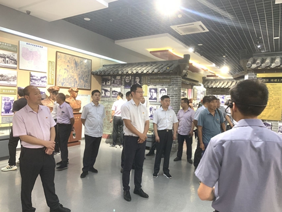 ​农行信阳淮滨支行开展红色专题教育活动
