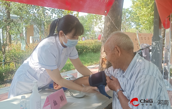 环球今头条！​西平县人民医院：患者安全日里义诊受好评
