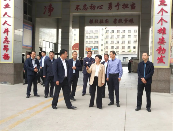 王玉娟莅临商丘市回民中学调研铸牢中华民族共同体意识工作及新校区建设情况