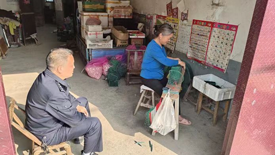 淮滨民警姚军：扎根基层一线 守望社区“烟火气”