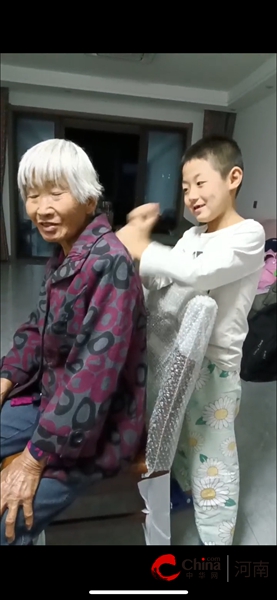 九九重阳节 感恩在我心——驻马店市第五十八小学开展九·九重阳节活动