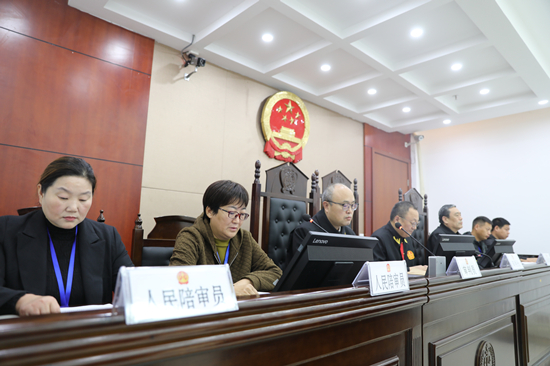 西峡法院敲响环境资源行政公益诉讼“第一槌”