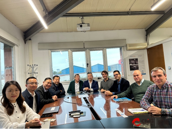 ​河南鼎力杆塔股份有限公司董事长李留成带队赴西班牙市场考察