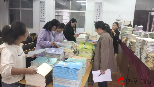 ​西平县王司庄小学开展作业教案常规检查活动
