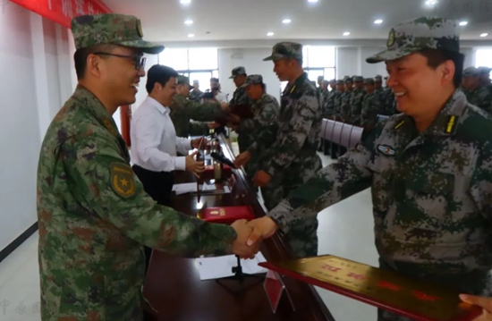 热点在线丨​14秒06！ 息县这位民兵单兵战术科目勇夺冠