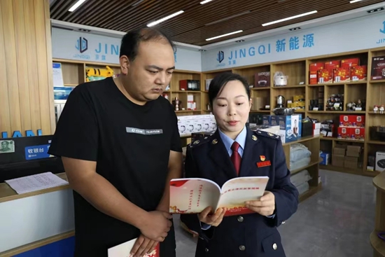 ​息县：践行新时代“枫桥经验”  引领税费矛盾化解新“枫”潮_快播