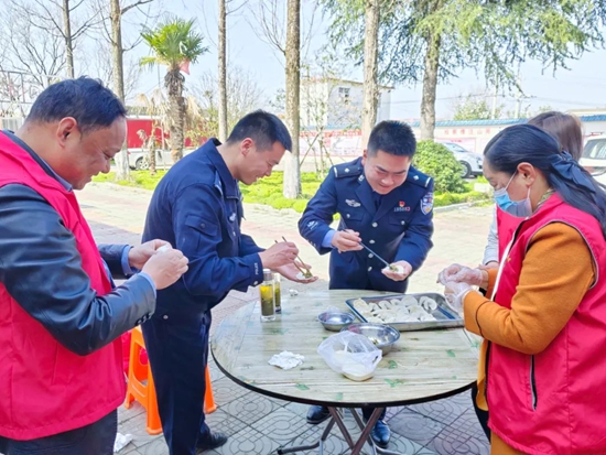商城公安民警张哲森：用心为民服务 守护社区平安