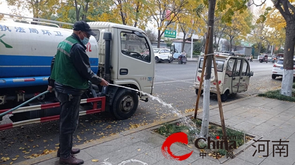 驻马店开发区城市管理局扎实做好冬季绿化管养工作