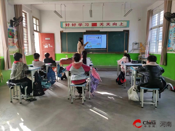 ​文明交通 你我同行——西平县柏苑王店小学开展“全国交通安全日”主题教育活动