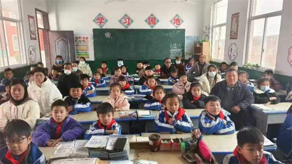 河南柘城：老王集镇深入推进“扫黄打非” 基层宣传树新风