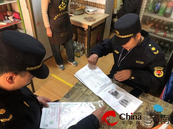 日常巡查 突击检查 驻马店开发区城市管理局开展餐饮业专项整治检查