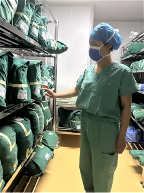 河南柘城：护士李利贤歇班期间 救治落水女童获锦旗