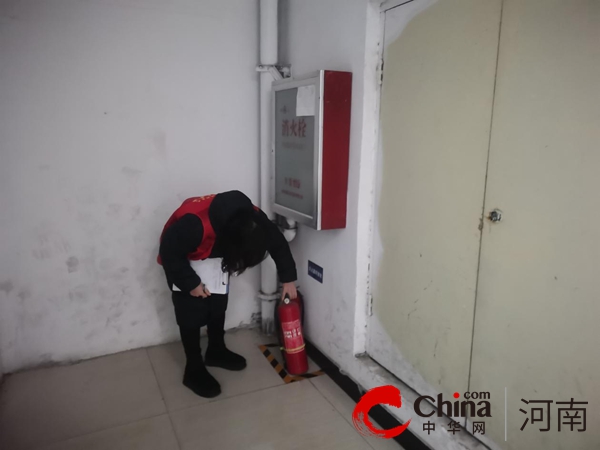 筑牢安全“防火墙” 驻马店开发区金河办事处小界牌社区开展消防安全巡查工作