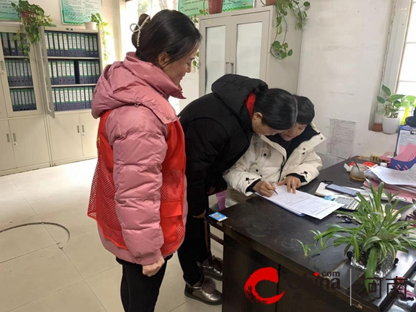筑牢安全“防火墙” 驻马店开发区金河办事处小界牌社区开展消防安全巡查工作
