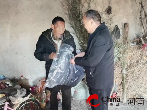 驻马店市驿城区蚁蜂镇：冬春救助在行动 筑牢御寒“温暖屏障”