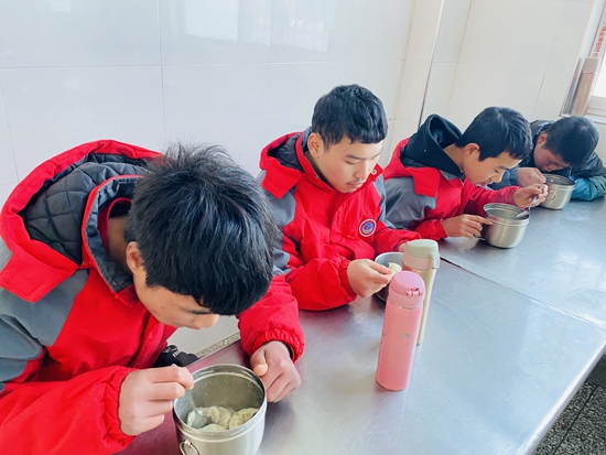 ​固始县特殊教育学校开展冬至日主题活动