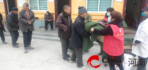 驻马店市驿城区水屯镇：暖衣御严寒 情满敬老院_全球新动态