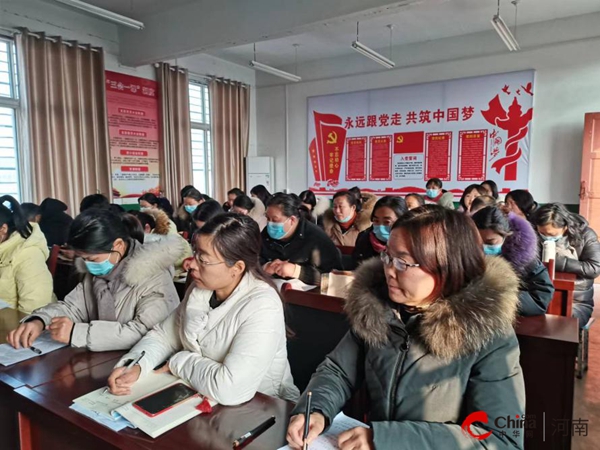 ​西平县柏苑中心学校认真开展“国培计划（2023）”——自主选学项目星火源工作坊全员集中培训活动