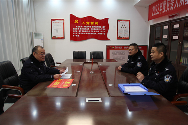 商丘市公安局交警支队秩序管理大队到睢县调研指导“冬季行动”开展情况