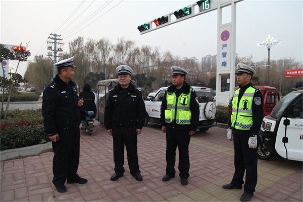 商丘市公安局交警支队秩序管理大队到睢县调研指导“冬季行动”开展情况