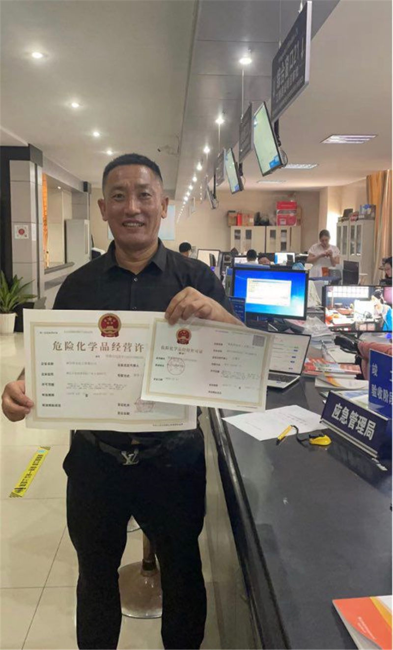 潜江：一窗受理 一次办完 “容缺受理” 让办事“不耽搁”