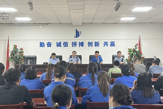 消息！​光山公安：高效护航 不负“企”望
