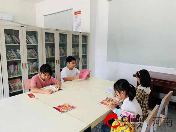 驻马店市驿城区水屯镇：农家书屋 让乡村振兴之路“阅”走越宽