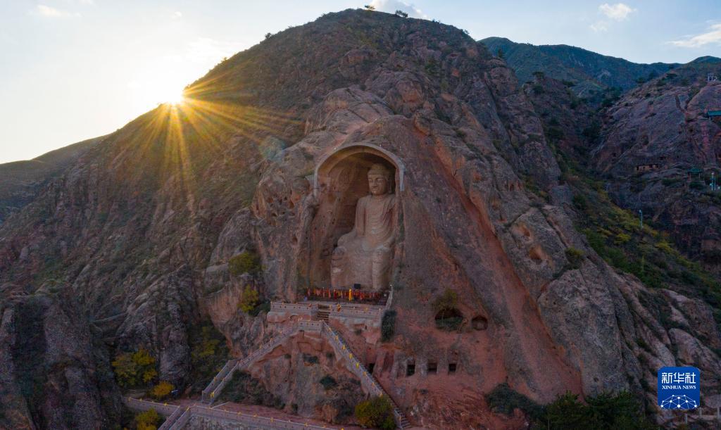 世界聚焦：美丽中国丨秋日须弥山