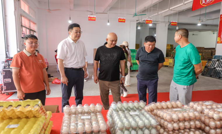 https://img.toumeiw.cn/upload/ajax/20240624/17d2607e23d8df79cbcdde1219bb480f.png