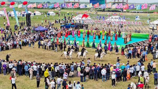 清凉盛夏 火热对决 2024年蒙古马超级联赛总决赛激情开赛