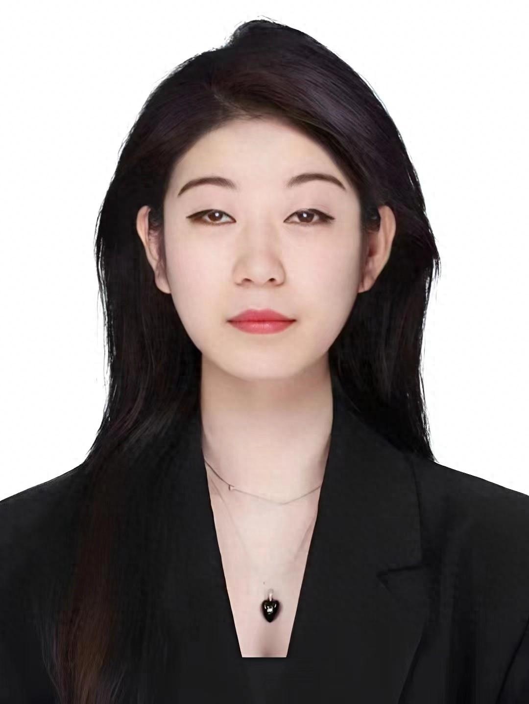 德医双馨的中国最美医生耿雨涵